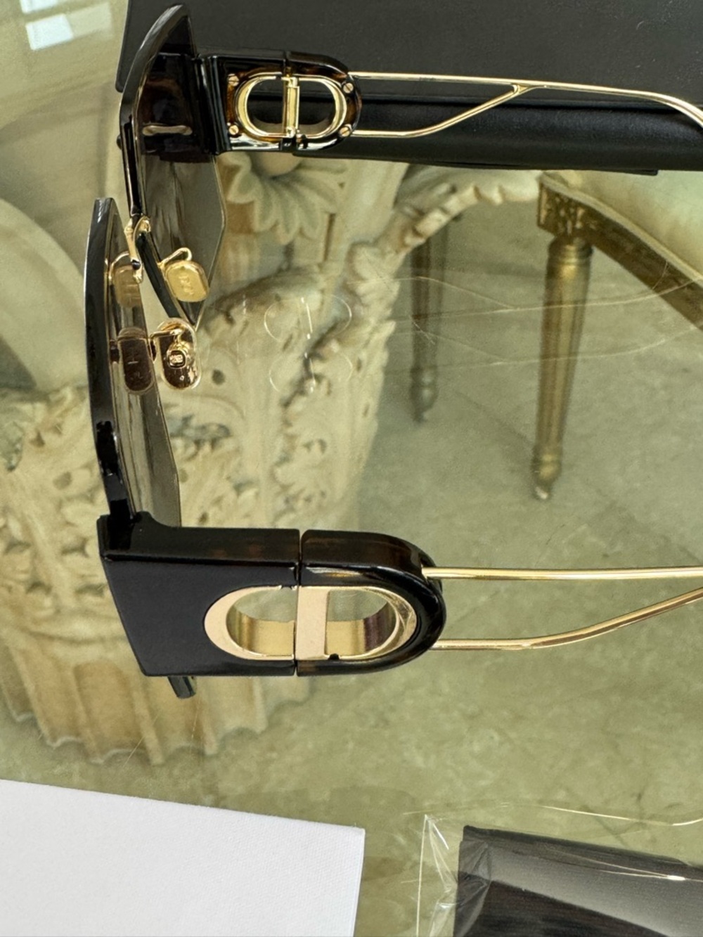 Dior Black and Gold Square-Frame Sunglasses - Picture 5 of 5